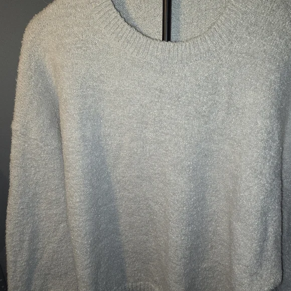 EFAN XL Women's Cream Sweater - Picture 3 of 7